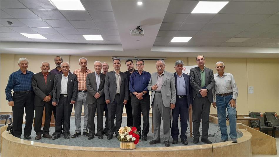 دیدار معاون توسعه مدیریت و منابع صندوق بازنشستگی کشوری با رؤسای کانون های بازنشستگی استان اصفهان